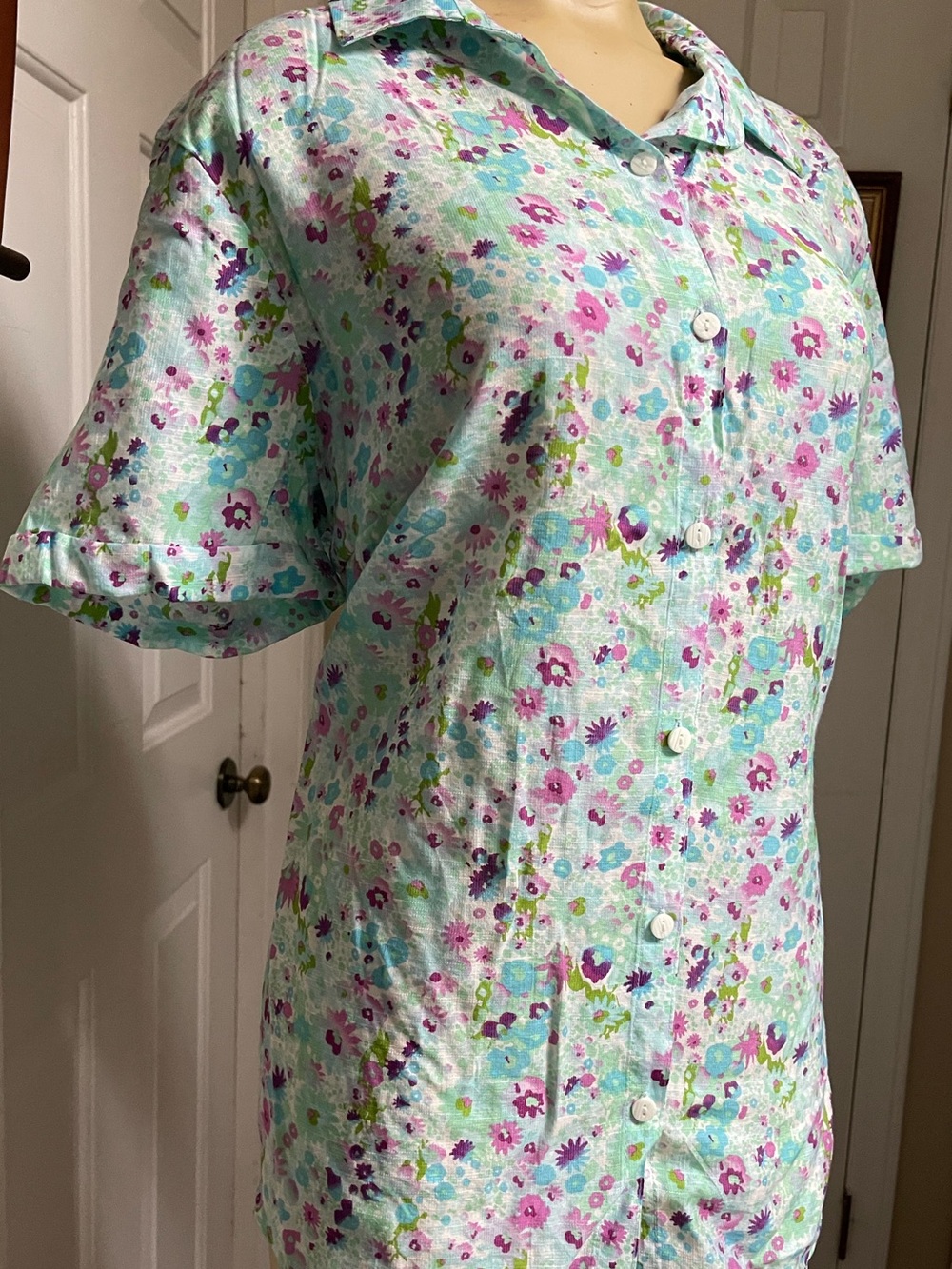 White Stag Pastel Floral Button-Up Blouse - Picture 3 of 13